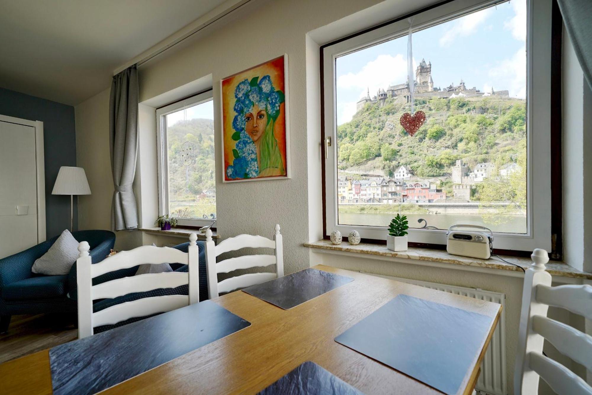 Apartments Haus Daniela Cochem Quarto foto